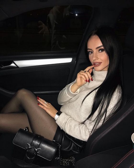 Ночные бабочки и их выбор: Почему некоторые отказываются от специфических услуг в мире легальной проституции